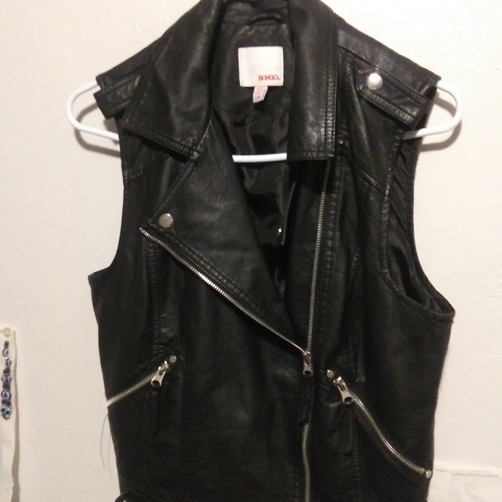 LEATHER VEST